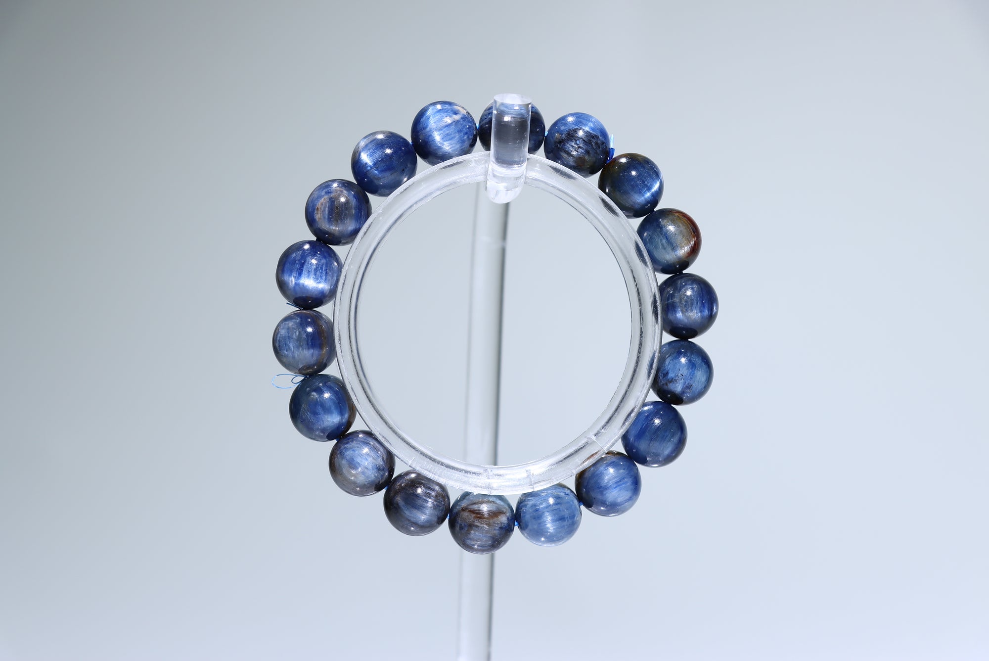 Kynite Crystal Bracelet