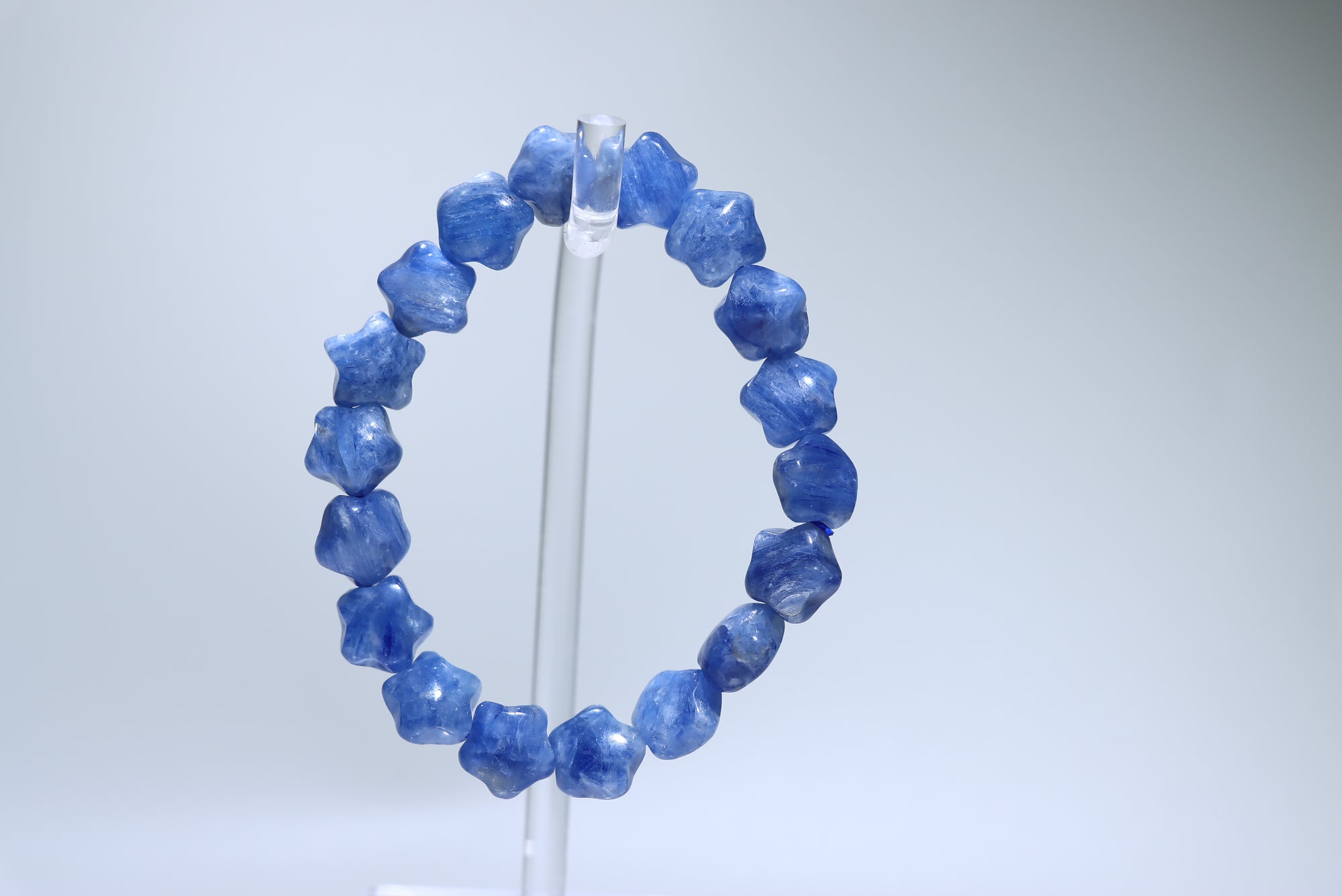 Kynite Crystal Bracelet