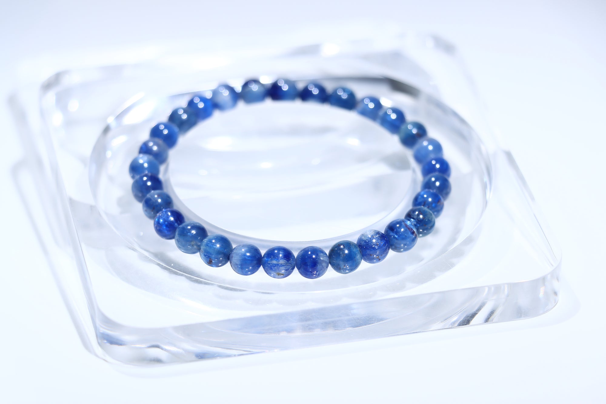 Kynite Crystal Bracelet